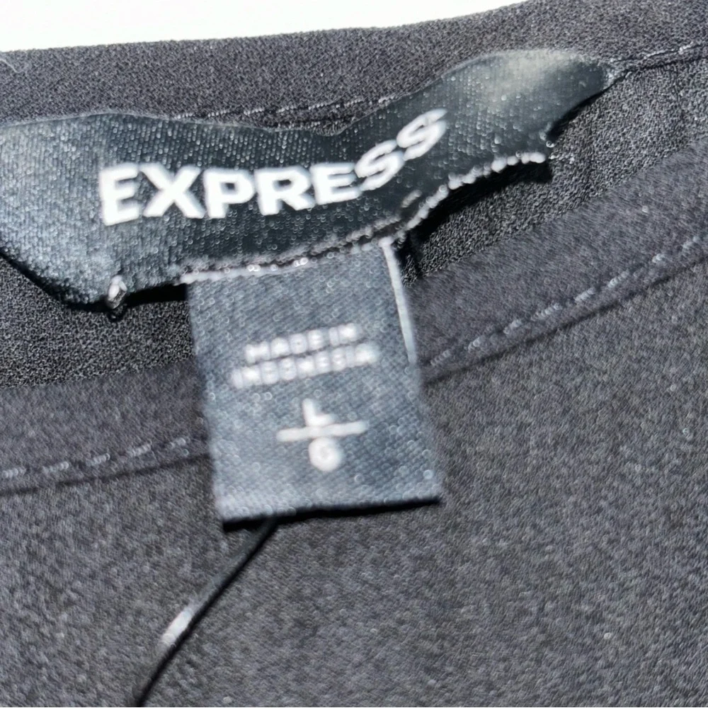 Express Black Accordion Pleat Blouse Top Large - Picture 3 of 8